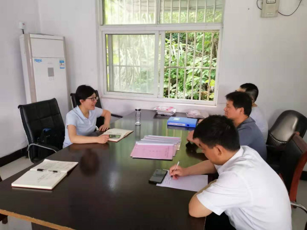章文静继续深入村组开展遍访行动-石台县人民政府