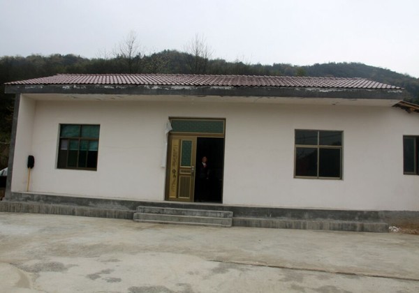 牌楼镇竹溪村上村组徐杏兰重建后.jpg