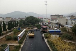 路面施工.jpg